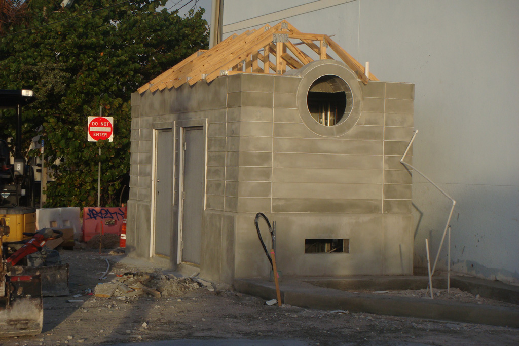 beach bathroom construction